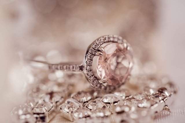 Diamond ring 